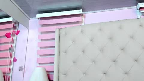 scarlett_leblanc_ online show from August 7, 12:29 pm