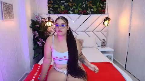 scarlett montoya  online show from October 17, 11:57 am