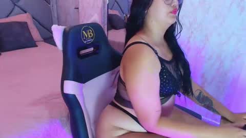 scarlett montoya  online show from January 6, 12:42 pm