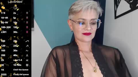 Snapshot of scarlett_paris chatting on February 22, 11:13 pm Scarlett online show from February 22, 11:13 pm