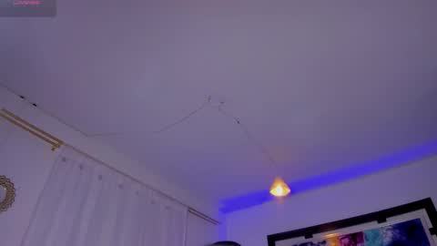 Snapshot of scarlett_rios19 chatting on November 16, 6:19 am Scarlett Rios19 online show from November 16, 6:19 am