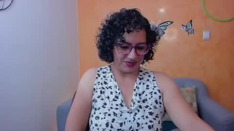 Scarlett sax online show from April 27, 10:08 pm