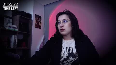 Snapshot of scarlett_sen chatting on June 13, 2:15 pm Mistress Scarlett online show from June 13, 2:15 pm