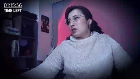 Snapshot of scarlett_sen chatting on June 19, 5:50 pm Mistress Scarlett online show from June 19, 5:50 pm