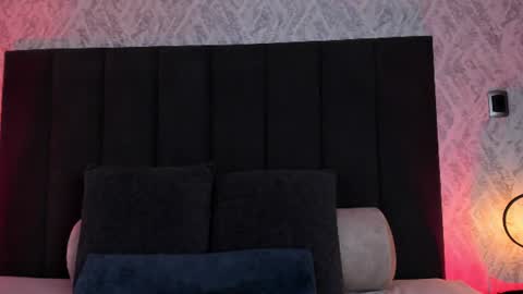 Scarlett online show from June 12, 11:42 am