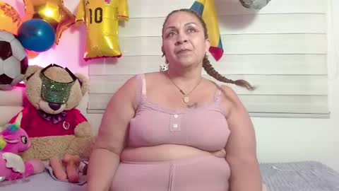 scarlettbooty online show from July 15, 2:11 pm