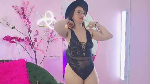 SCARLETTE online show from February 10, 6:42 am