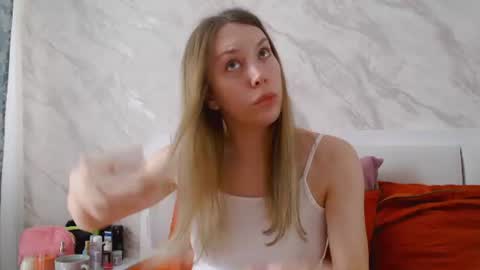 Scarlett online show from June 13, 11:41 am