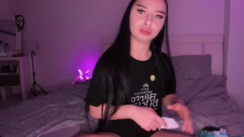 scarlettjakobs online show from May 9, 3:56 am