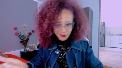 Snapshot of scarlettmalbec chatting on March 28, 9:36 pm Scarlett online show from March 28, 9:36 pm