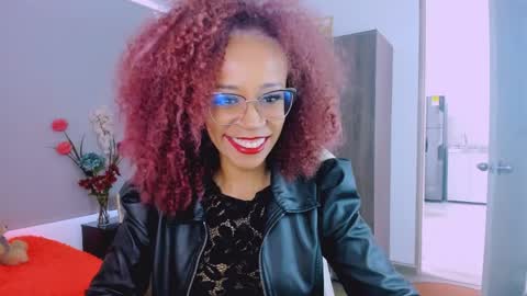 Snapshot of scarlettmalbec chatting on April 9, 8:36 pm Scarlett online show from April 9, 8:36 pm