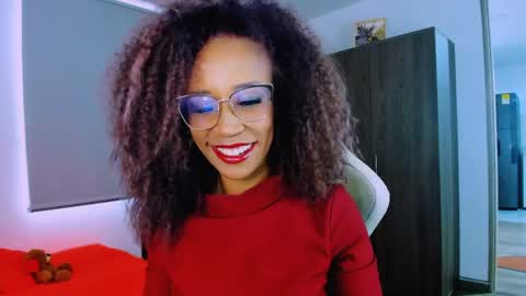 Snapshot of scarlettmalbec chatting on June 1, 10:00 pm Scarlett online show from June 1, 10:00 pm