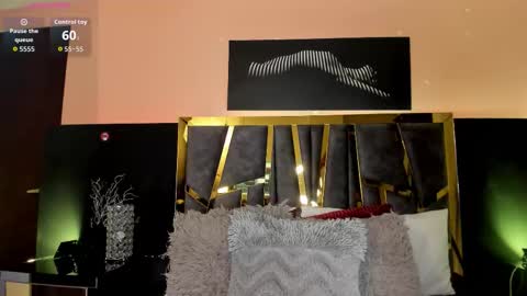 scarlettorres online show from March 5, 6:15 pm