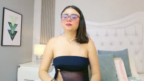 Snapshot of scarlettpetrovaa chatting on June 23, 11:30 am Scarlett Petrova online show from June 23, 11:30 am