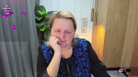 Scarlett online show from October 21, 5:19 am