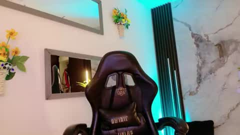 scarlettt_jones online show from July 26, 5:42 pm