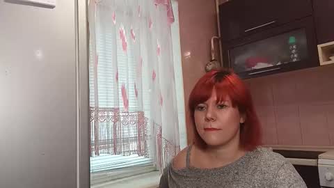 Snapshot of scarlettwave chatting on November 23, 10:04 am Anya online show from November 23, 10:04 am