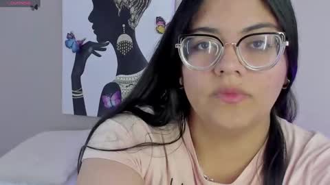 Snapshot of scarlettwhitmore chatting on October 2, 3:13 am Scarlett Whitmore online show from October 2, 3:13 am