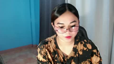 Snapshot of scarletvamp chatting on June 19, 7:01 am scarletvamp online show from June 19, 7:01 am