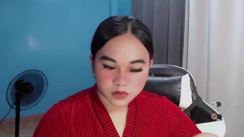 Snapshot of scarletvamp chatting on July 7, 6:47 am scarletvamp online show from July 7, 6:47 am