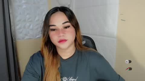 Snapshot of scarletvamp chatting on July 18, 5:44 am scarletvamp online show from July 18, 5:44 am
