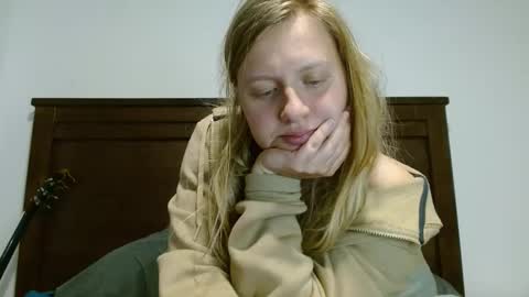 ScarTit Bernhard online show from March 11, 4:10 am