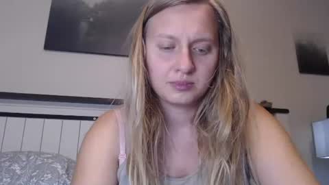Snapshot of scartit chatting on June 10, 11:03 pm ScarTit Bernhard online show from June 10, 11:03 pm