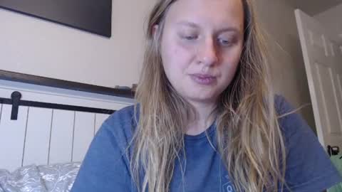 Snapshot of scartit chatting on July 2, 9:32 pm ScarTit Bernhard online show from July 2, 9:32 pm