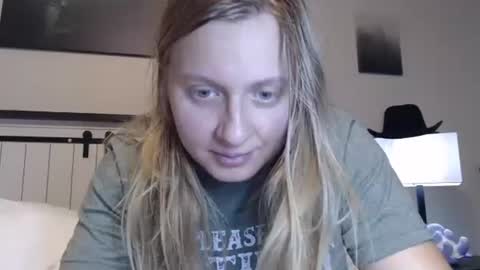 Snapshot of scartit chatting on July 20, 12:03 am ScarTit Bernhard online show from July 20, 12:03 am