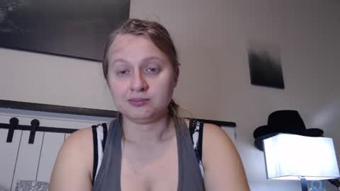 Snapshot of scartit chatting on July 23, 12:46 am ScarTit Bernhard online show from July 23, 12:46 am