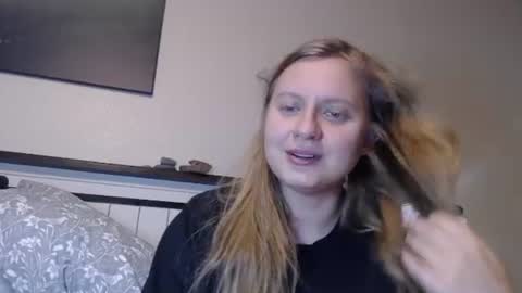 Snapshot of scartit chatting on July 27, 12:06 am ScarTit Bernhard online show from July 27, 12:06 am