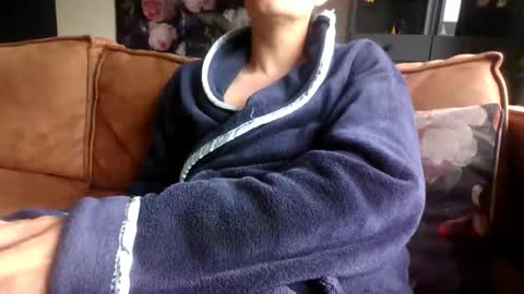 Snapshot of schaakzet chatting on June 7, 9:35 am Marcel online show from June 7, 9:35 am