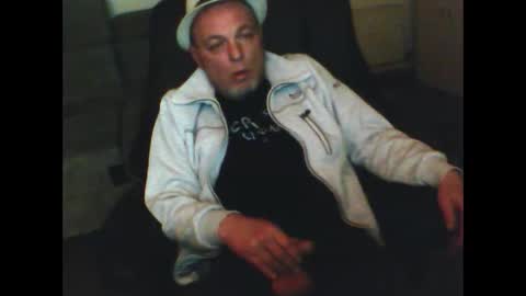 schnibschnab online show from March 13, 4:52 am