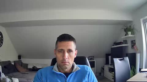 Dildomen online show from November 15, 11:40 am