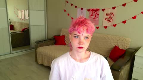 Rina online show from September 17, 11:01 am