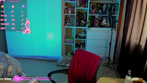 Snapshot of school_love chatting on May 10, 7:13 am Rina online show from May 10, 7:13 am