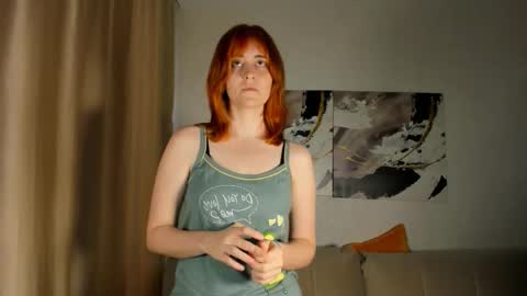 Snapshot of schoolg1rl chatting on October 10, 7:18 am schoolg1rl online show from October 10, 7:18 am