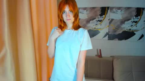 Snapshot of schoolg1rl chatting on October 18, 5:43 am schoolg1rl online show from October 18, 5:43 am
