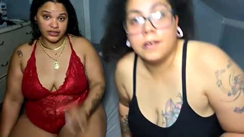 scizzorsist3rz online show from June 7, 3:54 am