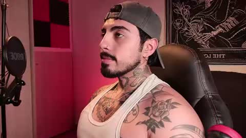 Alejandro help me to reach 200 thumps up online show from June 30, 6:36 am