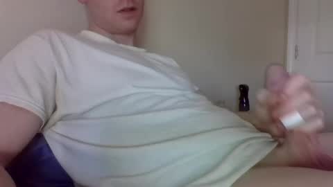 Snapshot of scooter912 chatting on December 8, 6:39 pm scooter912 online show from December 8, 6:39 pm