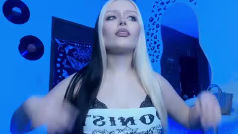 Goddess online show from June 12, 1:26 am
