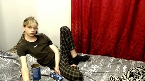 Scorpion 250 online show from November 2, 9:06 pm