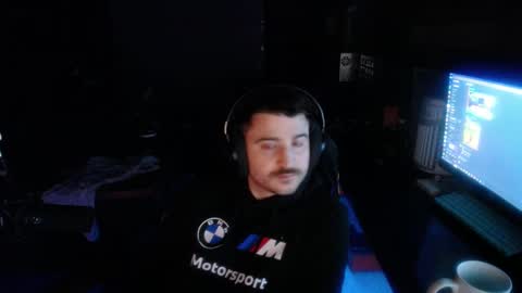 Snapshot of scotchthecat chatting on December 3, 10:07 pm Sup online show from December 3, 10:07 pm