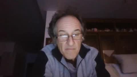 Snapshot of scotchwhieskie chatting on November 10, 8:08 pm scotchwhieskie online show from November 10, 8:08 pm