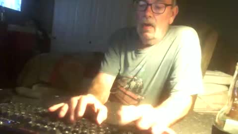 scotsman_62 online show from March 2, 4:14 am