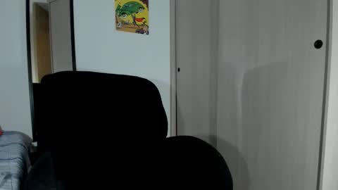 Snapshot of scott__miller chatting on October 21, 6:03 am scott__miller online show from October 21, 6:03 am