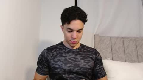 Snapshot of scott_brasher1 chatting on October 29, 2:03 am Twitter Scott brasher1 Instagram Camiloestuardo2 online show from October 29, 2:03 am