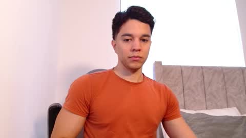 Snapshot of scott_brasher1 chatting on November 24, 9:47 pm Twitter Scott brasher1 Instagram Camiloestuardo2 online show from November 24, 9:47 pm