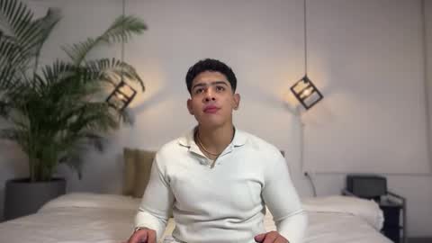 Snapshot of scott_flintt chatting on September 23, 3:20 am Andrew Flintt online show from September 23, 3:20 am